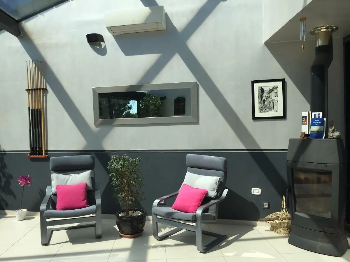 Гостевой дом L'Escale Cote Bleue B&B And Spa Соссе-ле-Пен Франция