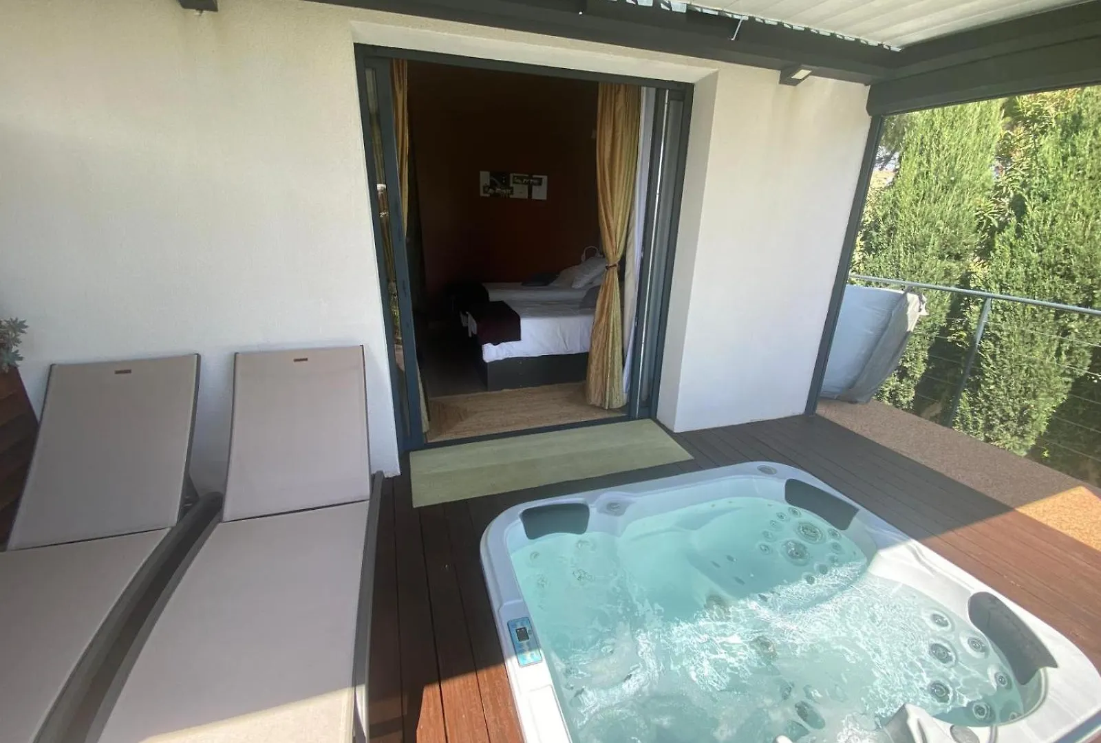 L'Escale Cote Bleue B&B And Spa Sausset-les-Pins 0*,
