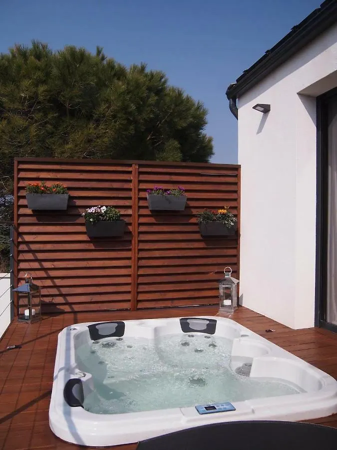 L'Escale Cote Bleue B&B And Spa Sausset-les-Pins 0*,  Frankrike