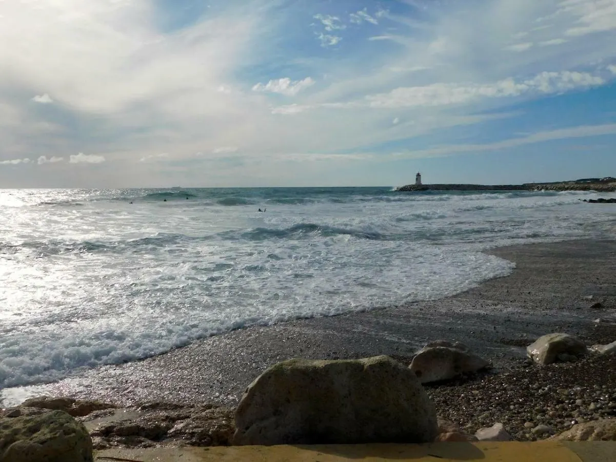 L'Escale Cote Bleue B&B And Spa Sausset-les-Pins 0*,  Frankrike
